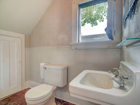 449 Grove Street Montclair NJ 07043