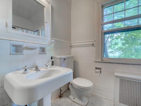 449 Grove Street Montclair NJ 07043