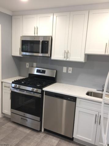 10 Stanford Drive Bridgewater NJ 08807