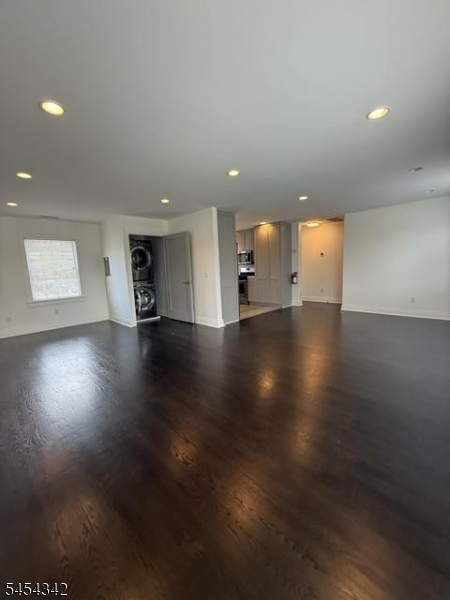 77 Jefferson Place Totowa NJ 07512