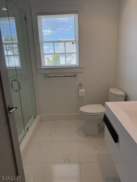 77 Jefferson Place Totowa NJ 07512