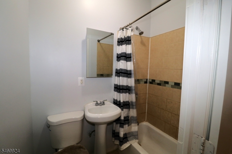 60 Hillside Avenue Newark NJ 07108