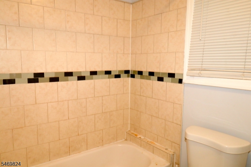 60 Hillside Avenue Newark NJ 07108