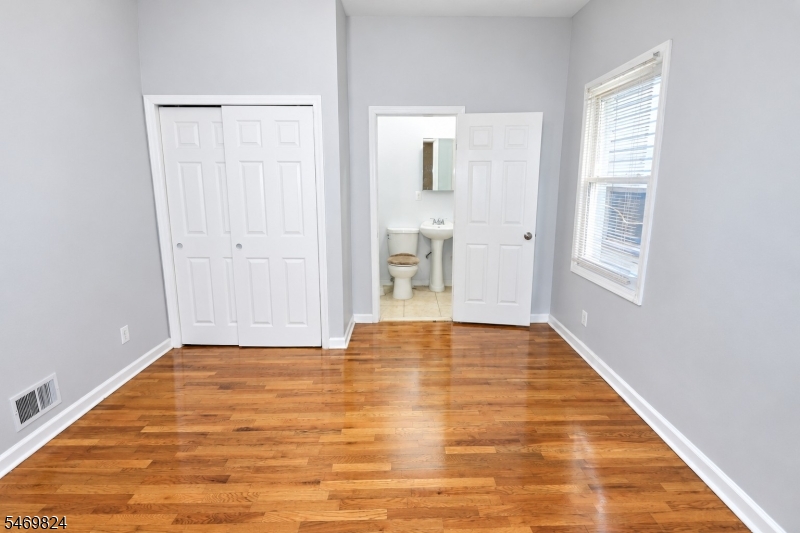 60 Hillside Avenue Newark NJ 07108