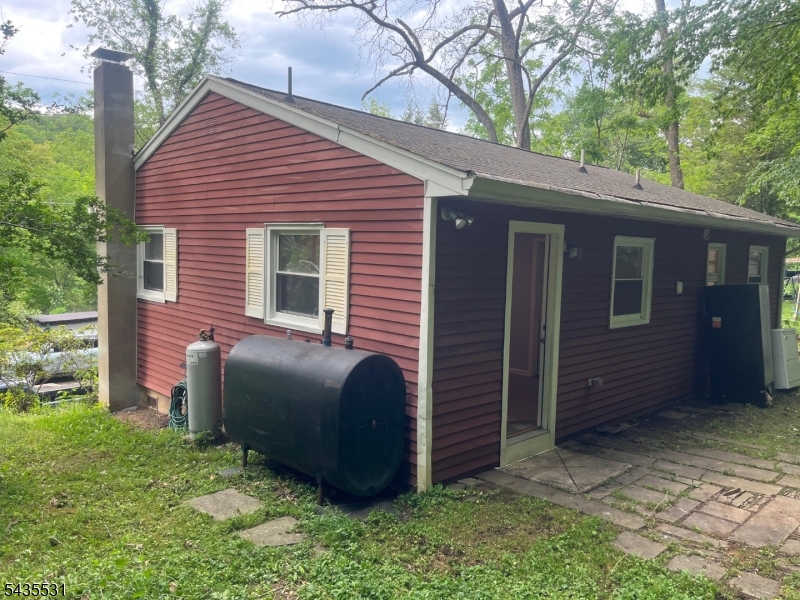 48 E Shore Drive Vernon NJ 07462