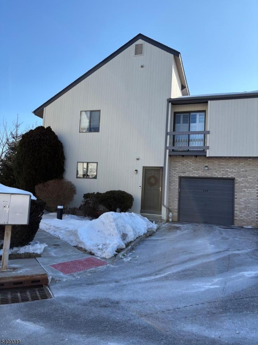 186 Locust Ln Ondo Bernards NJ 07920
