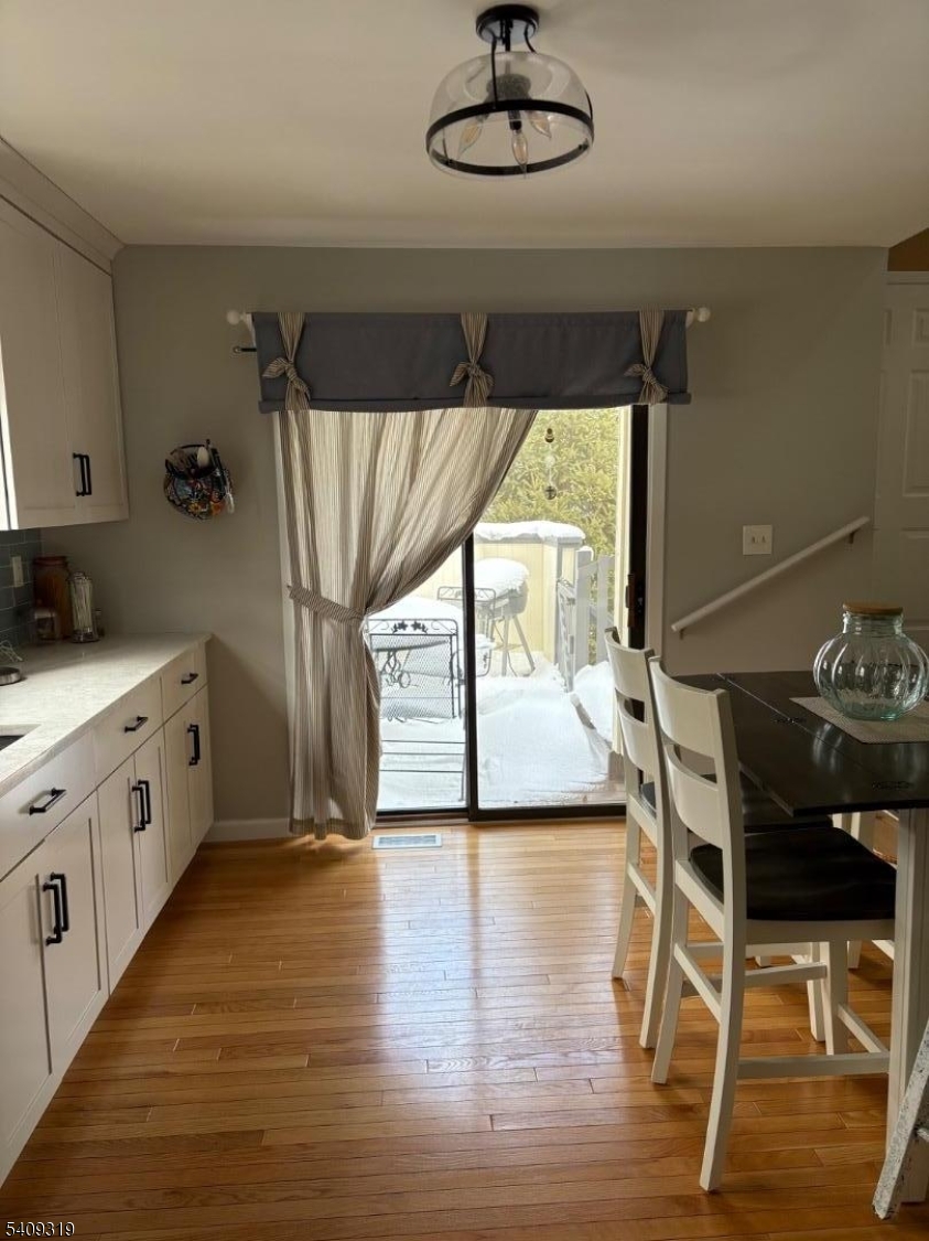 186 Locust Ln Ondo Bernards NJ 07920