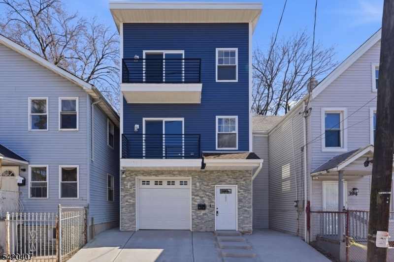 392 S 19th Street Newark NJ 07103