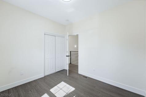 392 S 19th Street Newark NJ 07103
