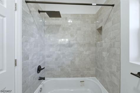 392 S 19th Street Newark NJ 07103