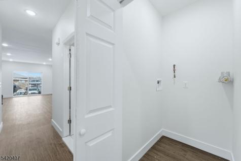 392 S 19th Street Newark NJ 07103