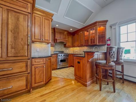 91 Cutler Street Clifton NJ 07011