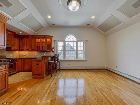 91 Cutler Street Clifton NJ 07011