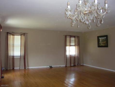 1 Tripplet Road Franklin NJ 08873