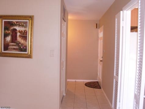 1 Tripplet Road Franklin NJ 08873
