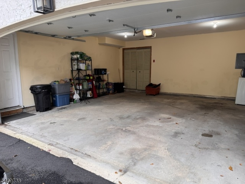 71 Park Gate Drive Edison NJ 08820