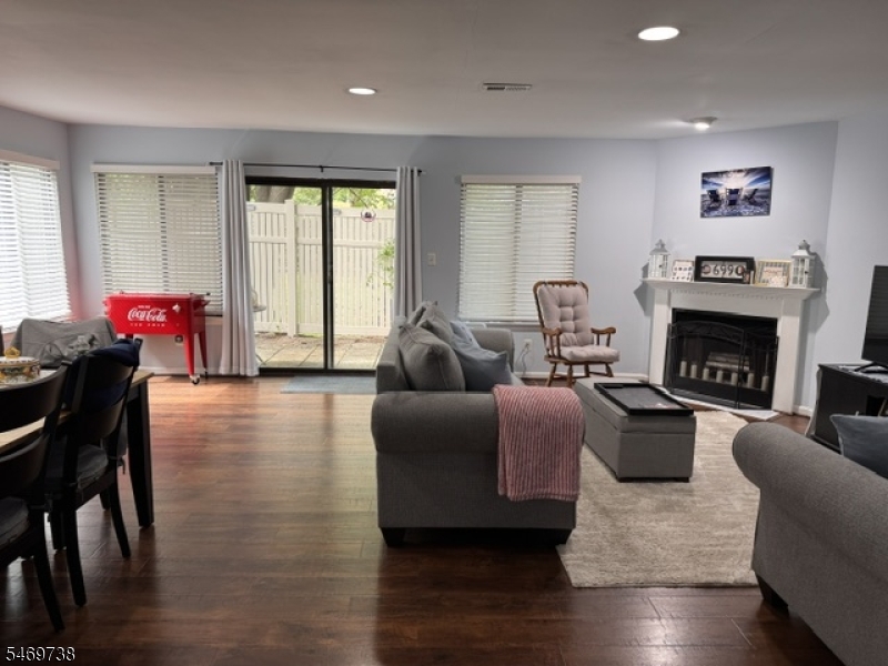 71 Park Gate Drive Edison NJ 08820
