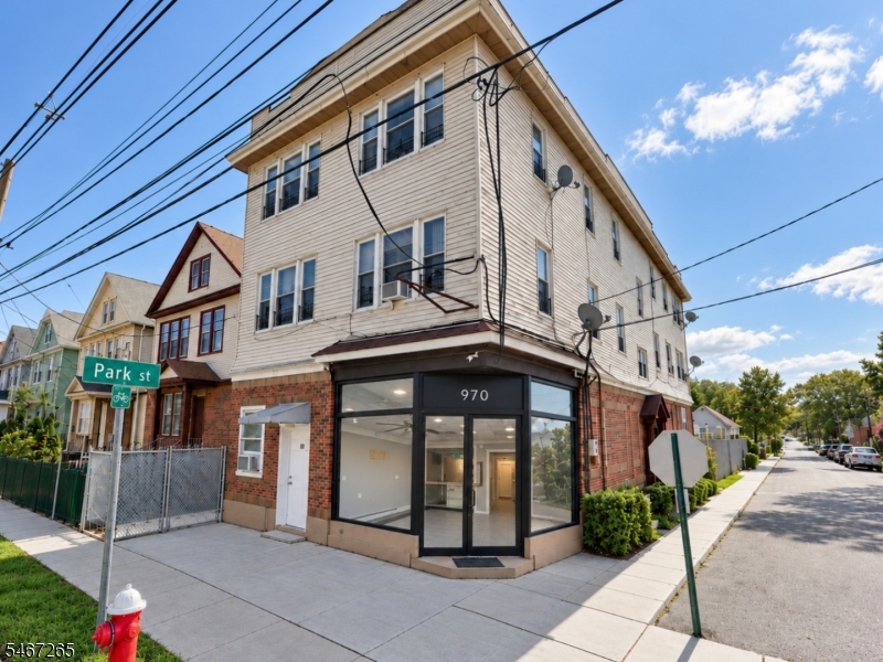 970 W Grand Street Elizabeth NJ 07202