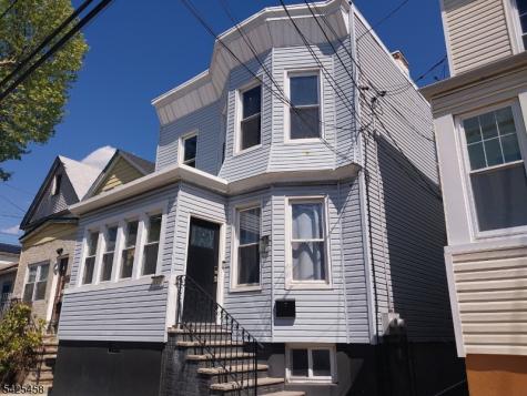 4402 Liberty Avenue North Bergen NJ 07047