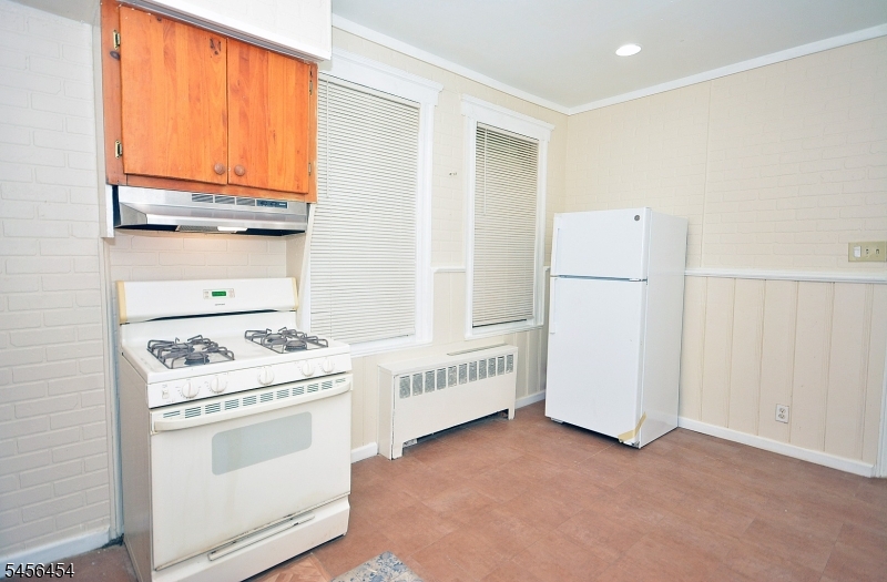 526 Court Street Elizabeth NJ 07206