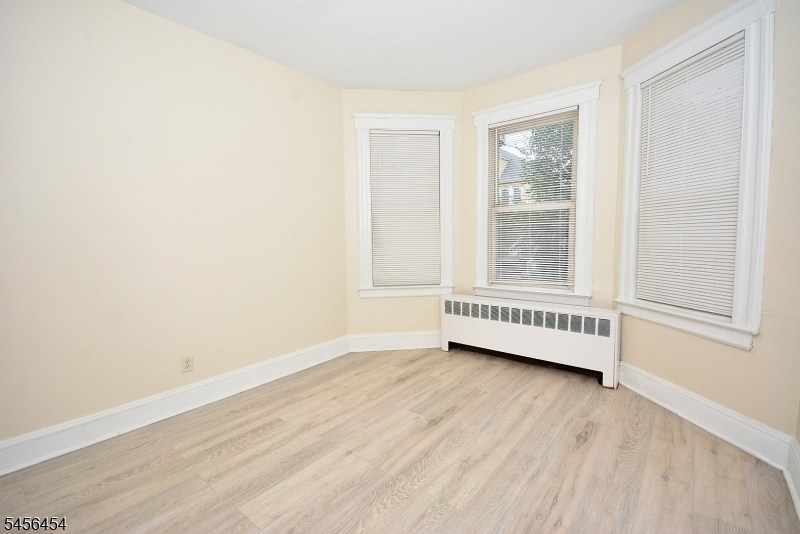526 Court Street Elizabeth NJ 07206