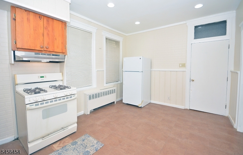 526 Court Street Elizabeth NJ 07206