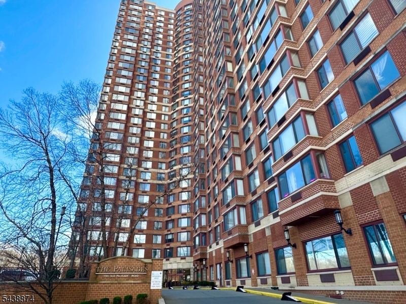 100 Old Palisade Rd3513 Fort Lee NJ 07024
