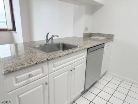 100 Old Palisade Rd3513 Fort Lee NJ 07024