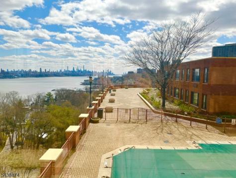 100 Old Palisade Rd3513 Fort Lee NJ 07024