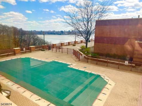100 Old Palisade Rd3513 Fort Lee NJ 07024
