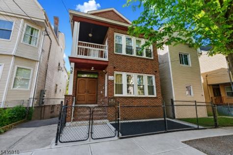 72 Seymour Avenue Newark NJ 07108