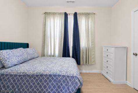 72 Seymour Avenue Newark NJ 07108