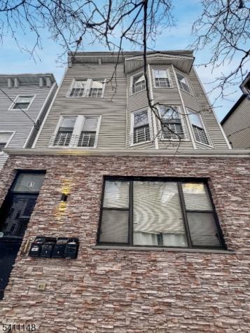 81 Summer Avenue Newark NJ 07104