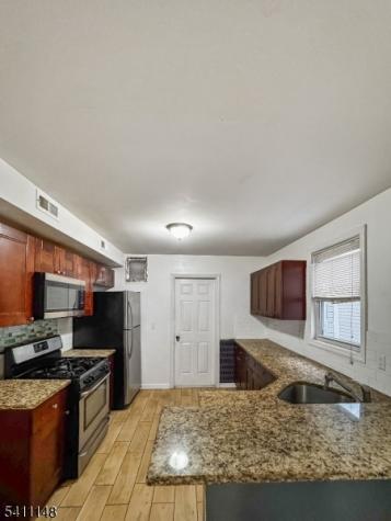 81 Summer Avenue Newark NJ 07104