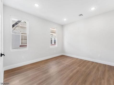 977 Sanford Avenue Irvington NJ 07111