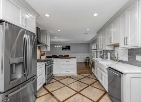 150 Fremont Avenue Park Ridge NJ 07656