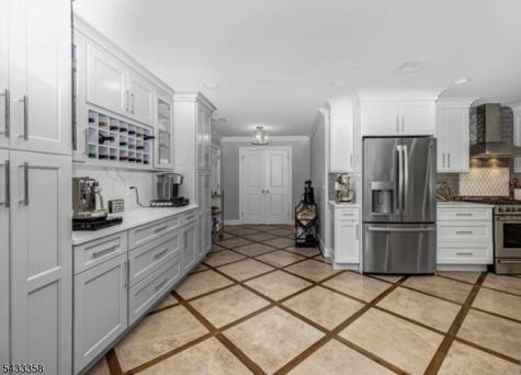 150 Fremont Avenue Park Ridge NJ 07656
