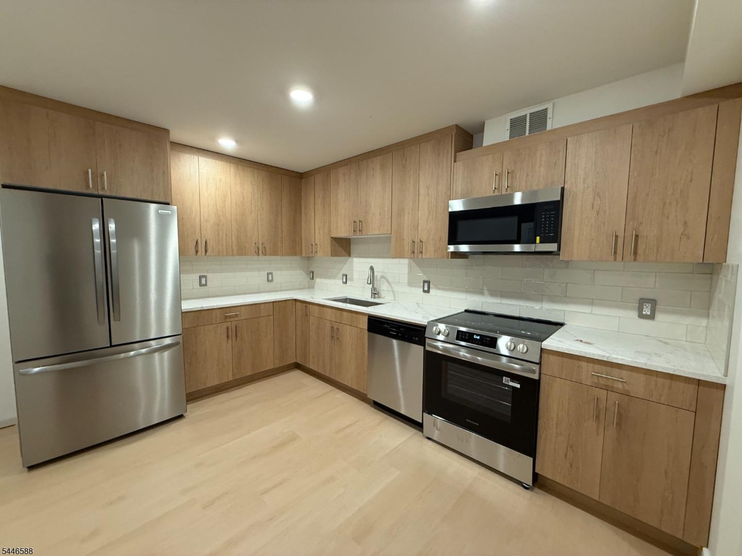 627 Valley Road Montclair NJ 07043