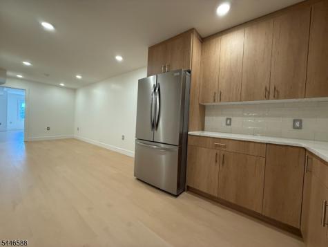 627 Valley Road Montclair NJ 07043
