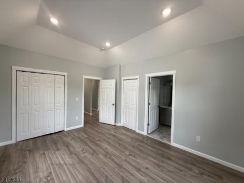 190 E Lindsley Cedar Grove NJ 07009