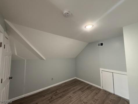 190 E Lindsley Cedar Grove NJ 07009