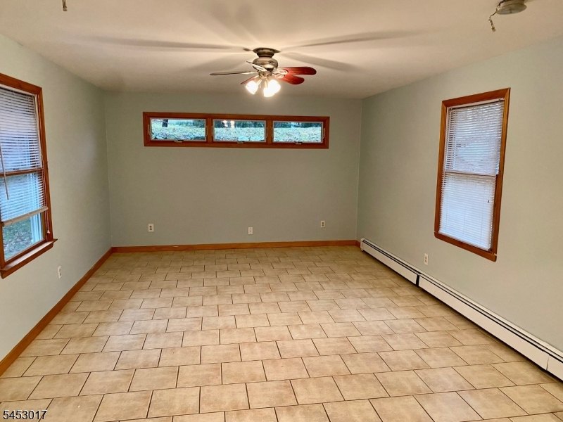 2 Geraldine Drive Wantage NJ 07461