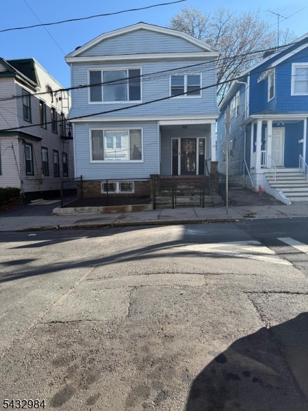 12 Patten Place Newark NJ 07112