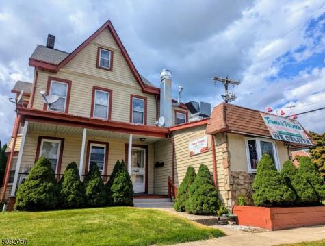 597 Belvidere Road Lopatcong NJ 08865