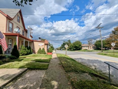 597 Belvidere Road Lopatcong NJ 08865