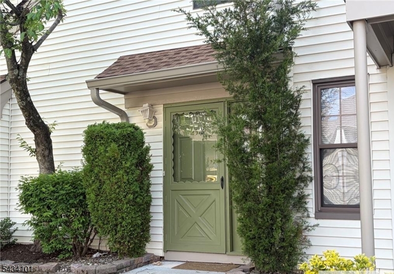 2513 Lighthouse Lane Sayreville NJ 08859