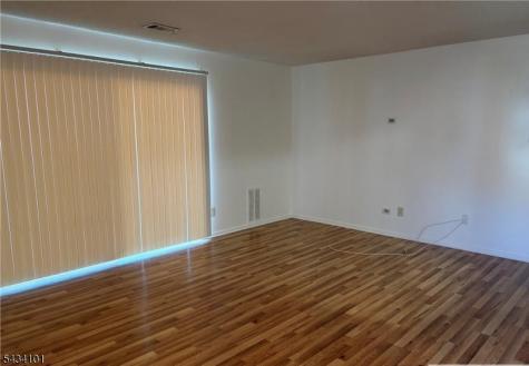 2513 Lighthouse Lane Sayreville NJ 08859