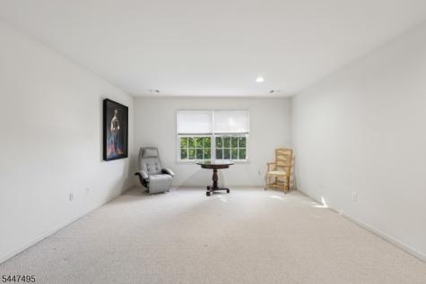8 Pring Court West Orange NJ 07052