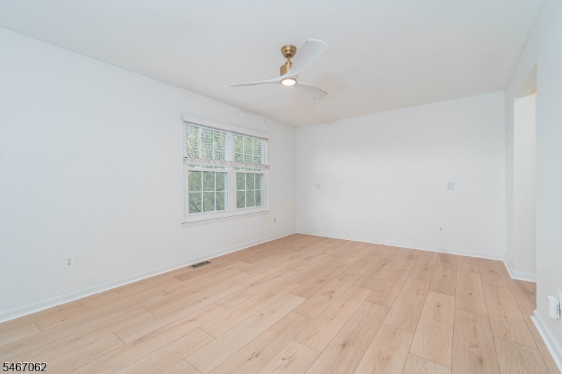 203 Salem Court Raritan NJ 08822