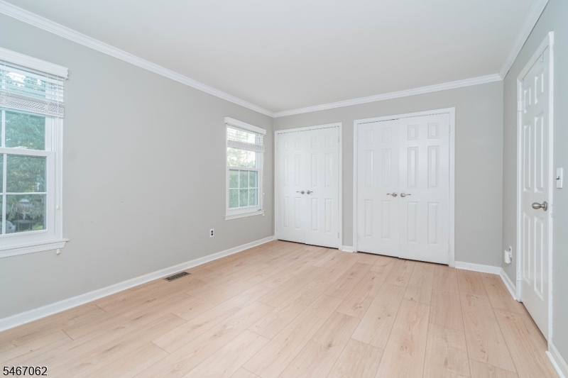 203 Salem Court Raritan NJ 08822